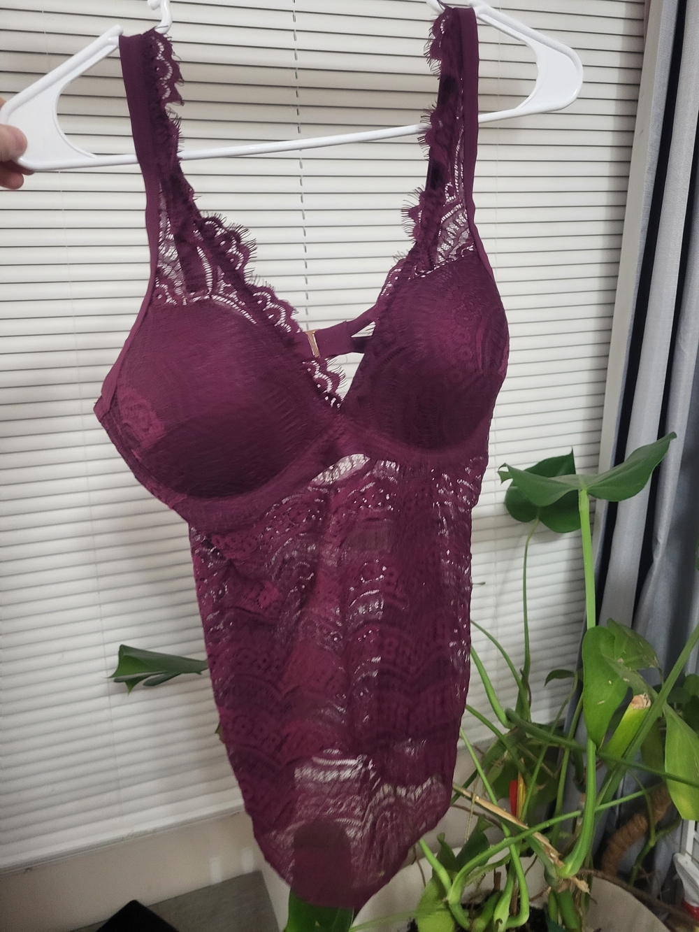 Sexy Lace Underwire Swim Top - Burgundy